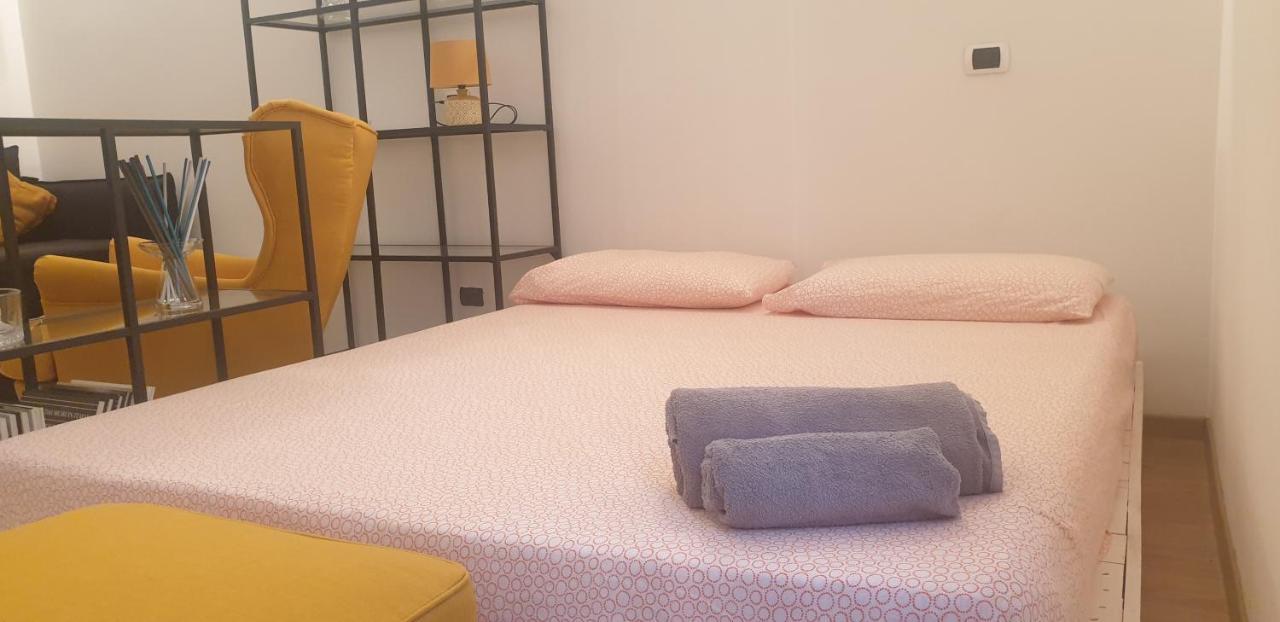 Apartamento Isola Dal Verme Flat Milán Exterior foto
